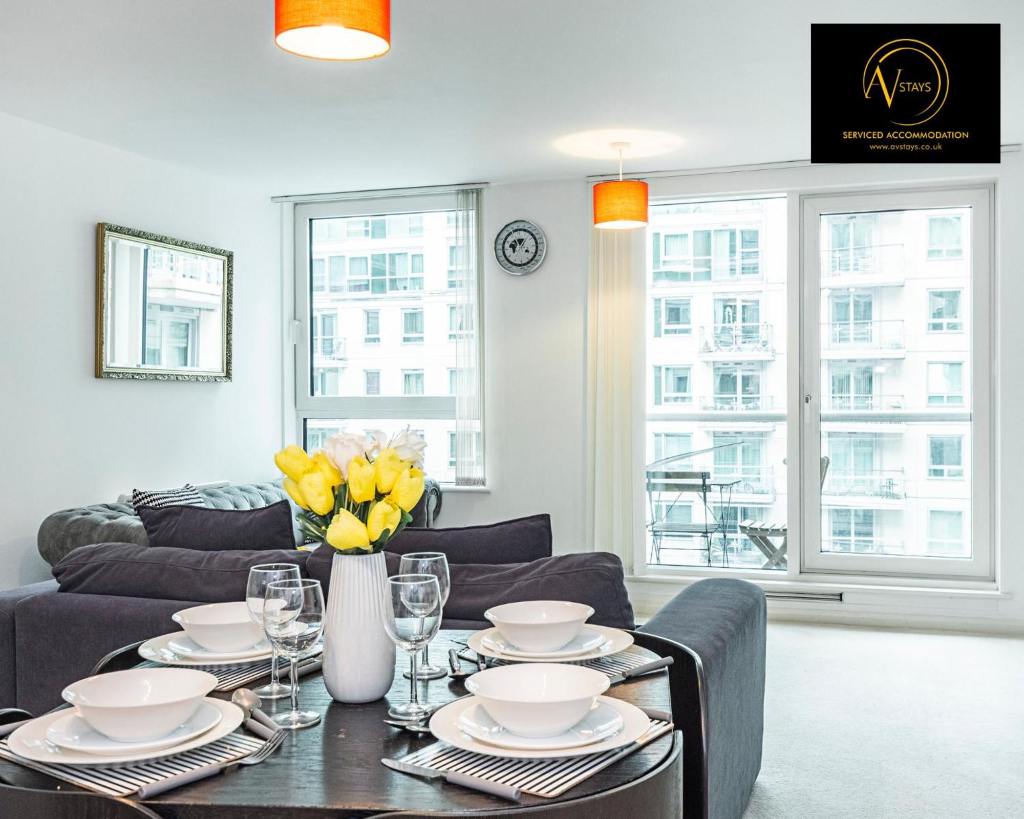 2 Bedroom Apartment Londra Exterior foto